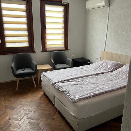 White Guest House 2 คาร์โลโว ภายนอก รูปภาพ