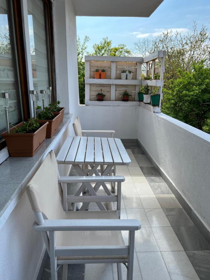White Guest House 2 คาร์โลโว ภายนอก รูปภาพ