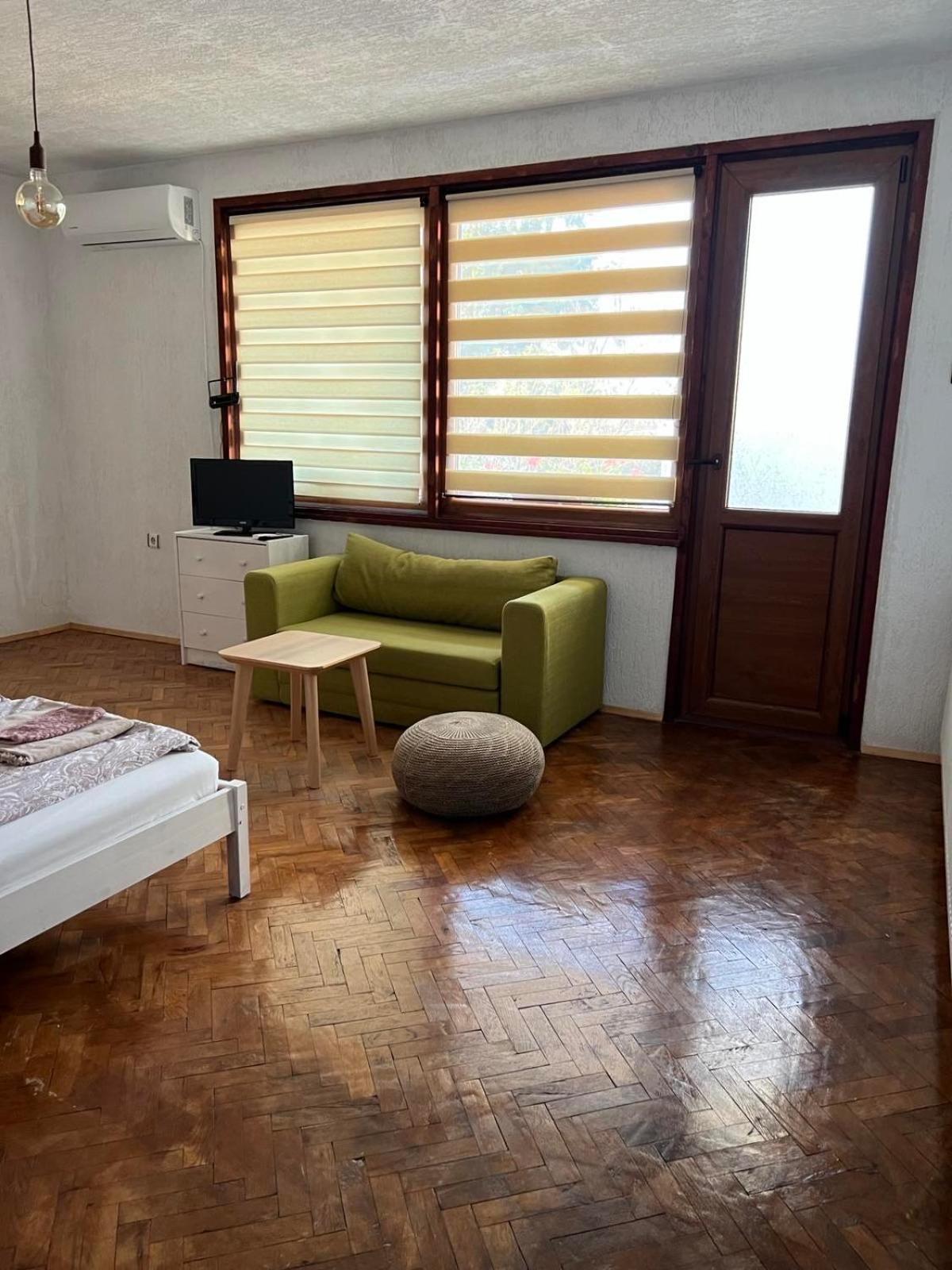 White Guest House 2 คาร์โลโว ภายนอก รูปภาพ